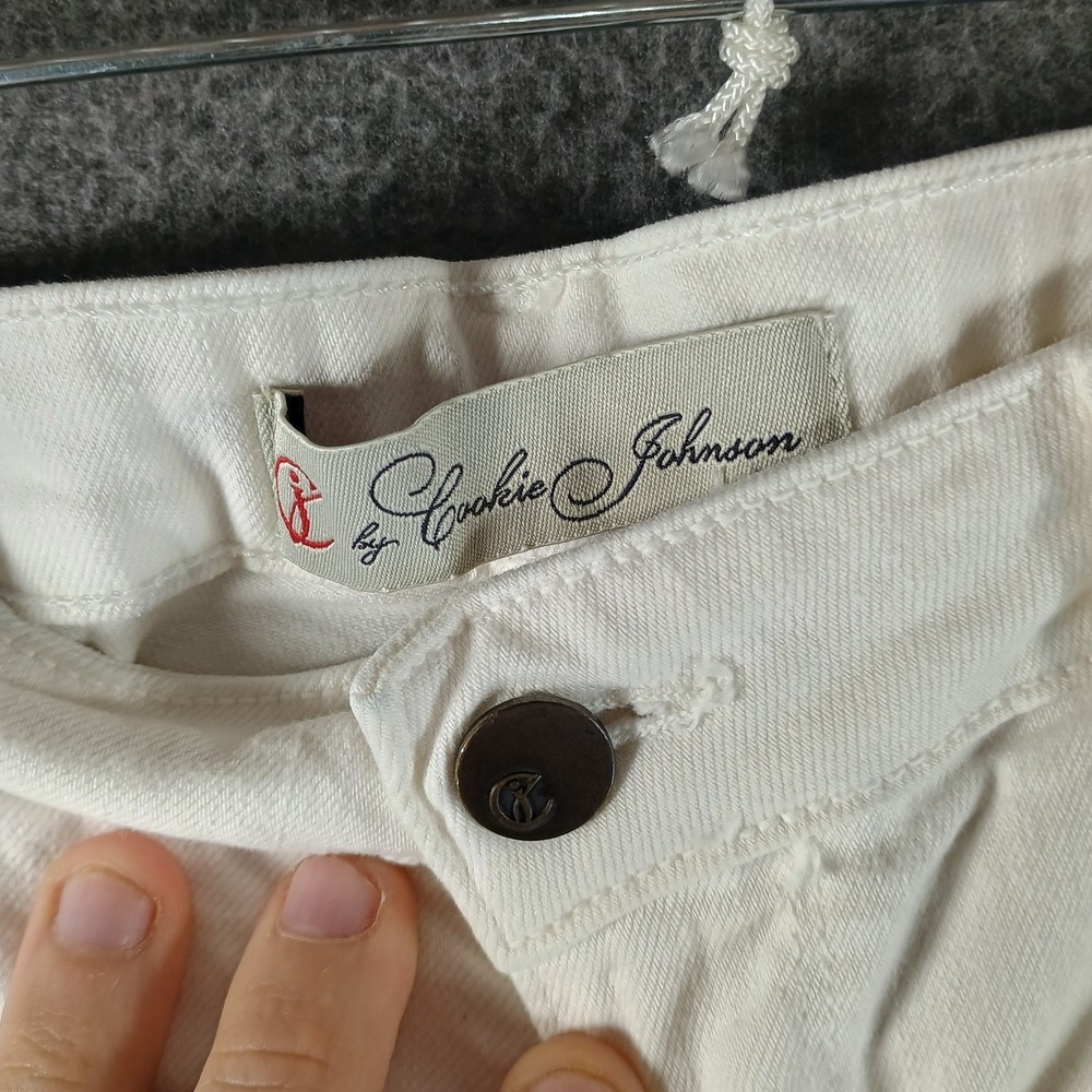 CJ by Cookie Johnson Jeans Women 8 29x30 White Mid Rise Pockets Logo Made In USA - Picture 3 of 12